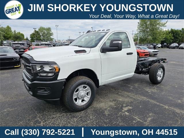 2024 RAM Ram 3500 Chassis Cab RAM 3500 TRADESMAN CHASSIS REGULAR CAB 4X4 60 CA