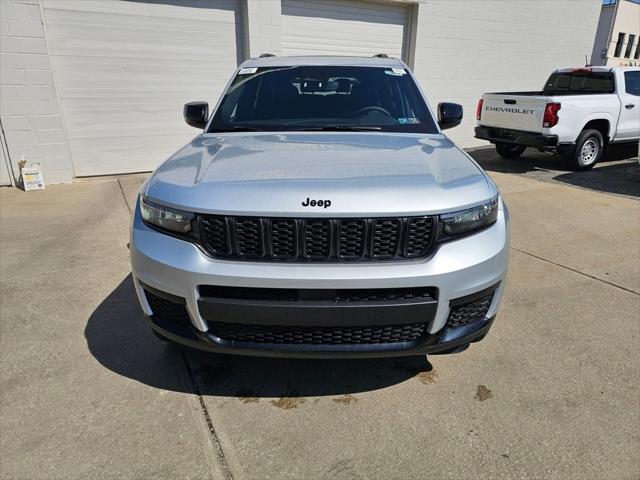 2025 Jeep Grand Cherokee GRAND CHEROKEE L ALTITUDE X 4X4