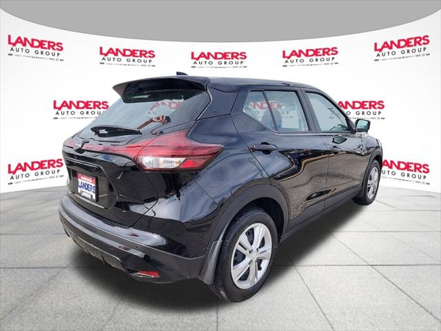2024 Nissan Kicks S Xtronic CVT