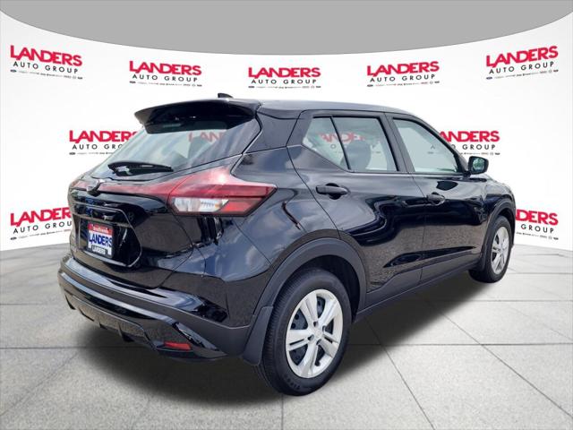 2024 Nissan Kicks S Xtronic CVT