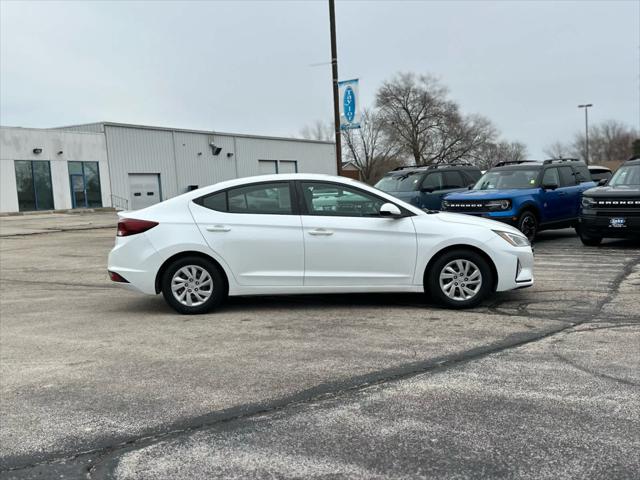 2020 Hyundai Elantra SE