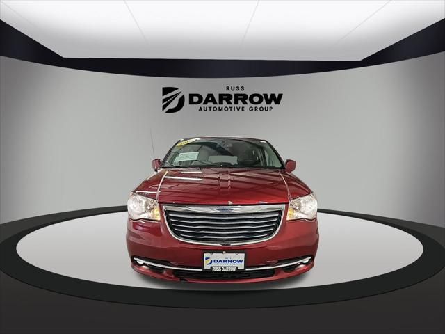 2016 Chrysler Town and Country Touring