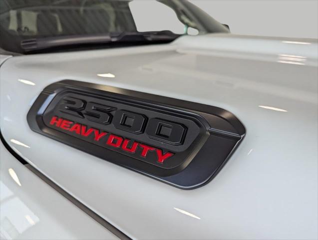 2025 RAM Ram 2500 RAM 2500 TRADESMAN CREW CAB 4X4 64 BOX