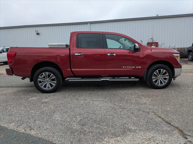 2019 Nissan TITAN SL
