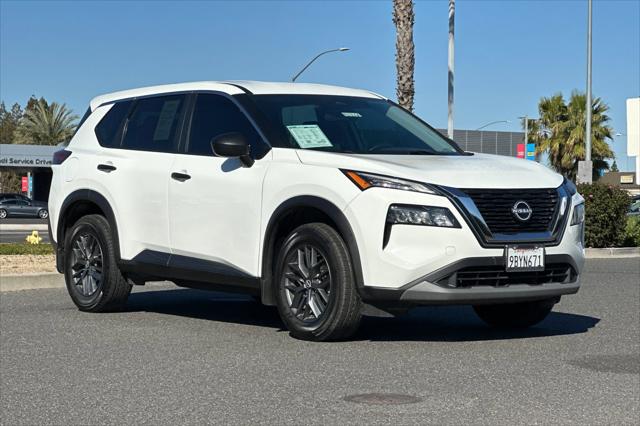 2022 Nissan Rogue S FWD