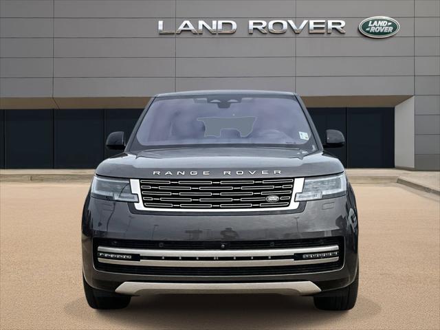 2023 Land Rover Range Rover P530 SE