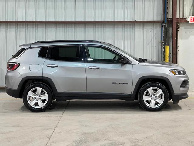 2022 Jeep Compass Latitude FWD