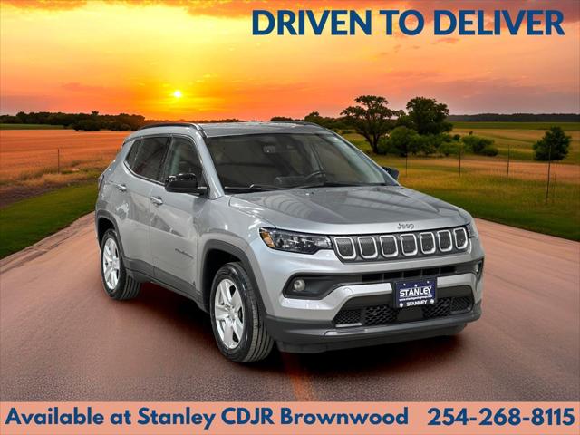 2022 Jeep Compass Latitude FWD