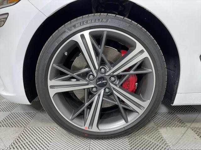 2025 Genesis G70 2.5T RWD