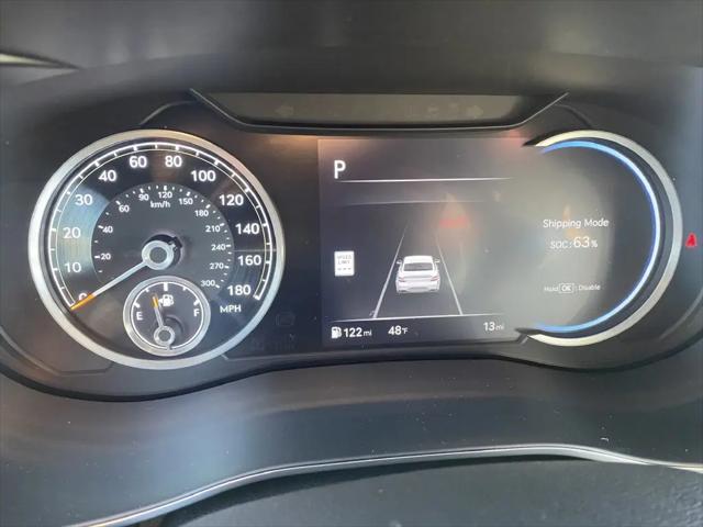 2025 Genesis G70 2.5T RWD