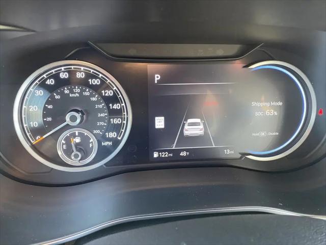 2025 Genesis G70 2.5T RWD