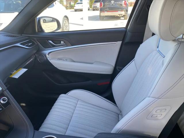 2025 Genesis G70 2.5T RWD