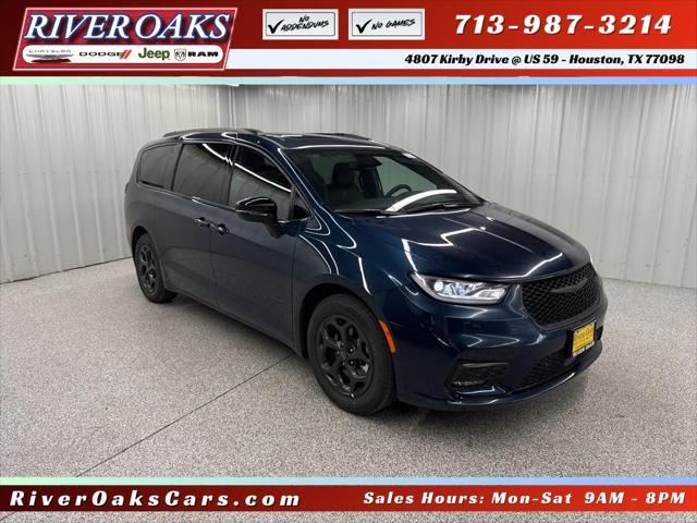 2025 Chrysler Pacifica Hybrid PACIFICA PLUG-IN HYBRID S APPEARANCE