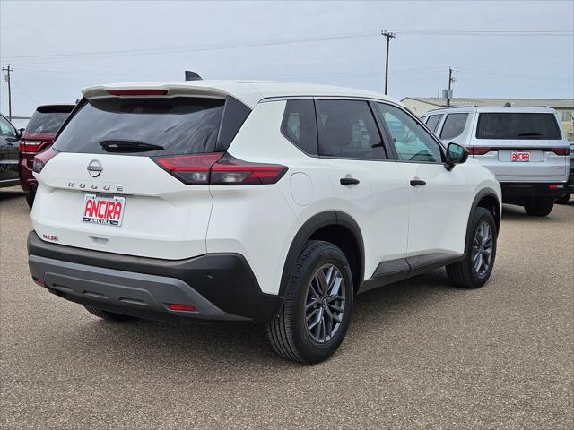 2022 Nissan Rogue S FWD