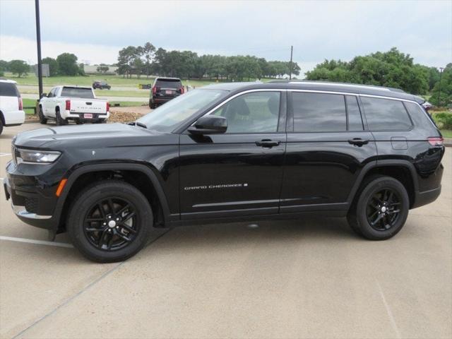 2023 Jeep Grand Cherokee L Laredo 4x4