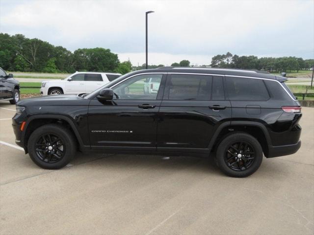 2023 Jeep Grand Cherokee L Laredo 4x4