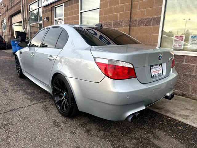 2007 BMW M5 4dr Sdn M5