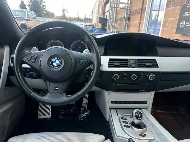 2007 BMW M5 4dr Sdn M5
