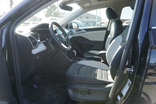 2025 Volkswagen Taos 1.5T SEL