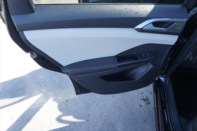 2025 Volkswagen Taos 1.5T SEL