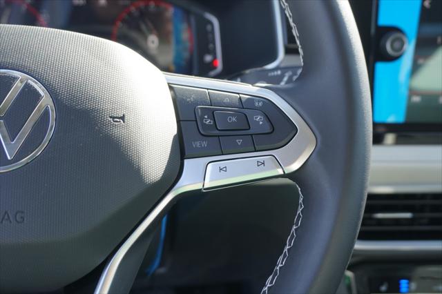 2025 Volkswagen Taos 1.5T SEL