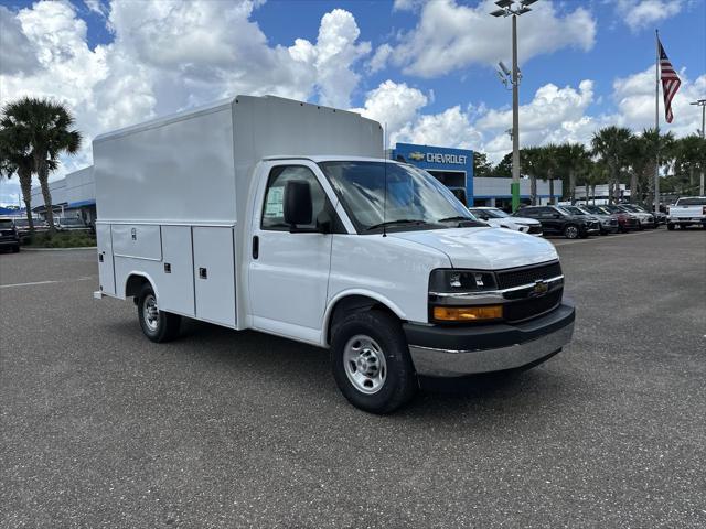 2025 Chevrolet Express Cutaway Work Van