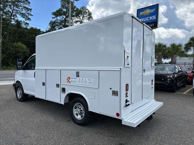 2025 Chevrolet Express Cutaway Work Van