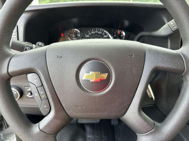 2025 Chevrolet Express Cutaway Work Van