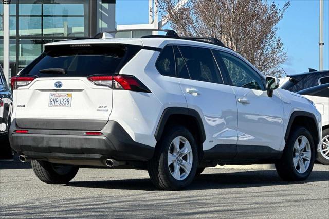 2020 Toyota RAV4 Hybrid XLE