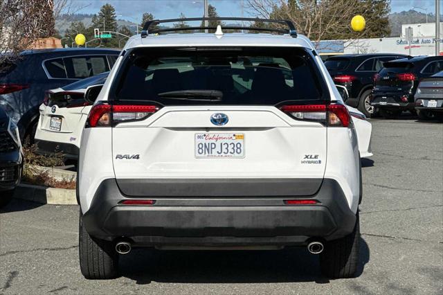 2020 Toyota RAV4 Hybrid XLE