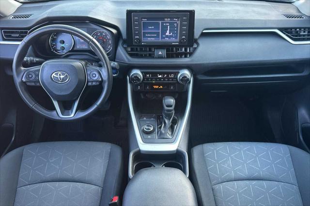 2020 Toyota RAV4 Hybrid XLE