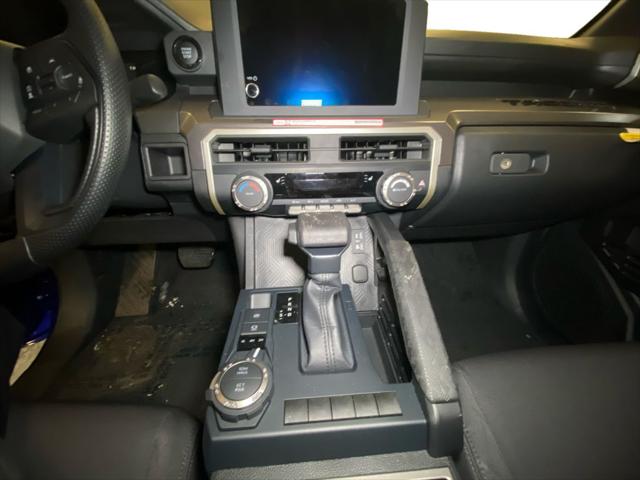 2025 Toyota Tacoma SR5 4WD