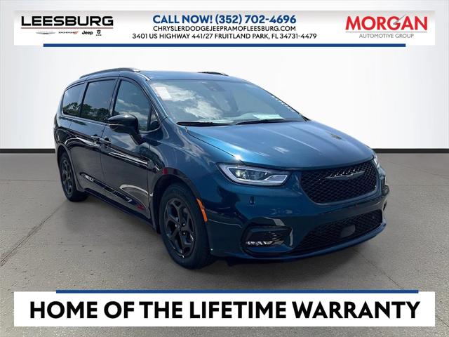 2025 Chrysler Pacifica Hybrid PACIFICA PLUG-IN HYBRID S APPEARANCE