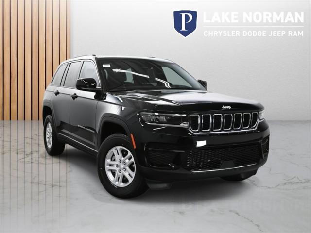 2025 Jeep Grand Cherokee GRAND CHEROKEE LAREDO 4X2