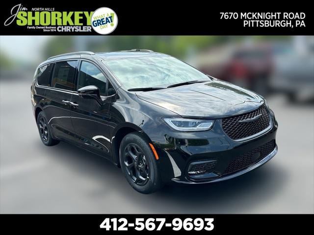 2025 Chrysler Pacifica Hybrid PACIFICA PLUG-IN HYBRID S APPEARANCE