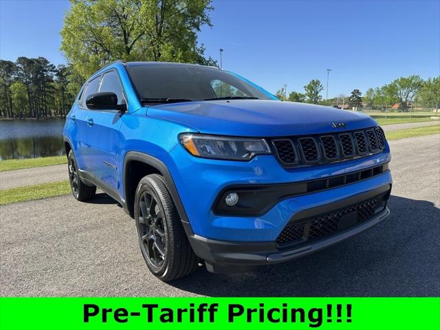 2025 Jeep Compass COMPASS LATITUDE 4X4