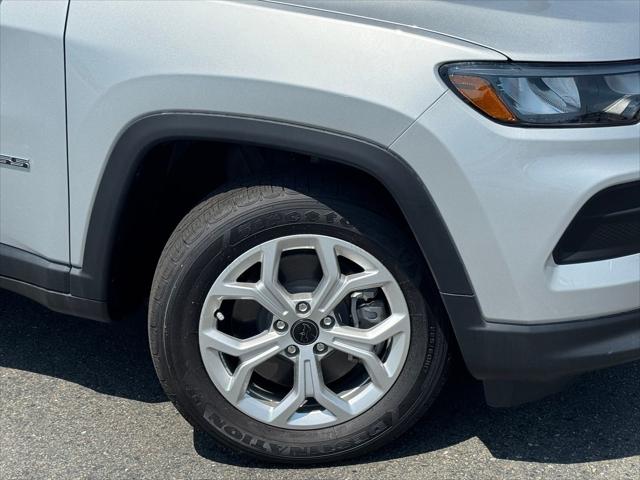 2025 Jeep Compass COMPASS SPORT 4X4