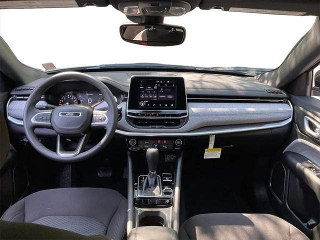 2025 Jeep Compass COMPASS SPORT 4X4