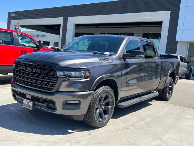 2025 RAM Ram 1500 RAM 1500 BIG HORN CREW CAB 4X2 64 BOX