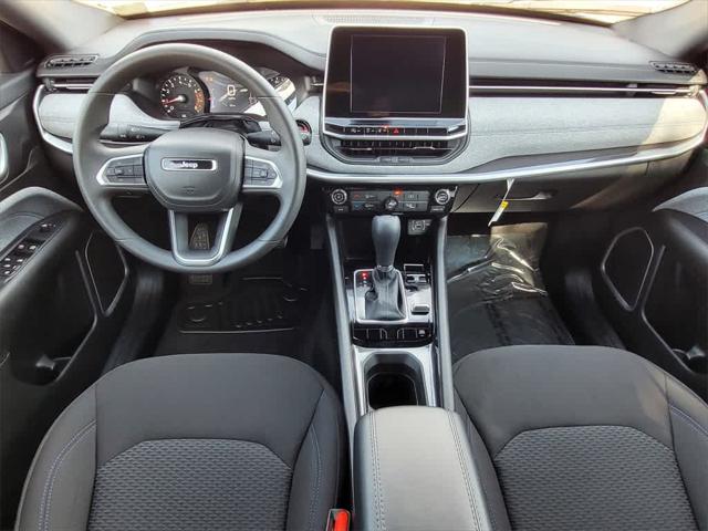 2025 Jeep Compass COMPASS SPORT 4X4