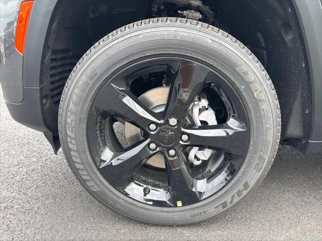 2025 Jeep Grand Cherokee GRAND CHEROKEE ALTITUDE 4X2