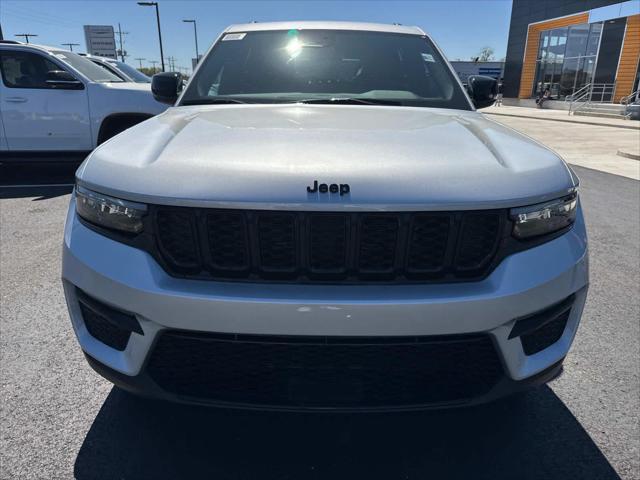 2025 Jeep Grand Cherokee GRAND CHEROKEE LIMITED 4X2