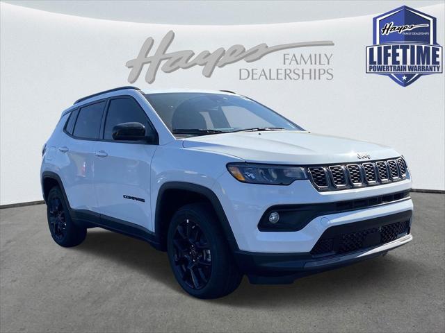 2025 Jeep Compass COMPASS LATITUDE 4X4