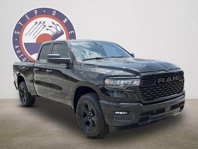 2025 RAM Ram 1500 RAM 1500 TRADESMAN QUAD CAB 4X2 64 BOX