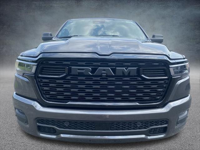 2025 RAM Ram 1500 RAM 1500 TRADESMAN QUAD CAB 4X4 64 BOX
