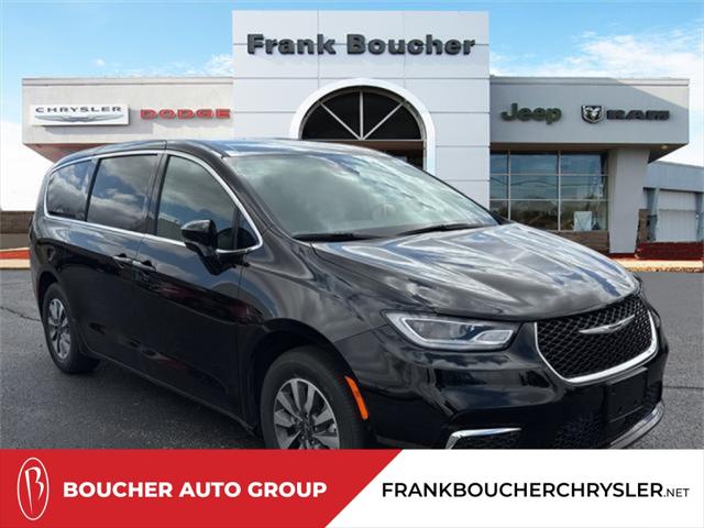 2025 Chrysler Pacifica Hybrid PACIFICA PLUG-IN HYBRID SELECT