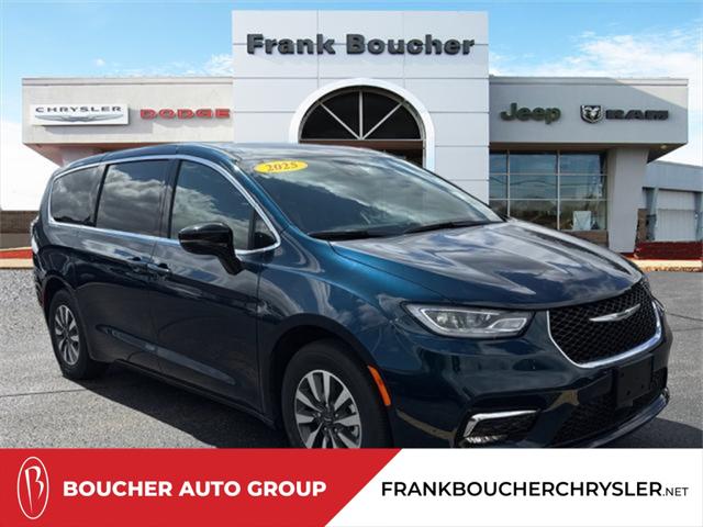 2025 Chrysler Pacifica Hybrid PACIFICA PLUG-IN HYBRID SELECT