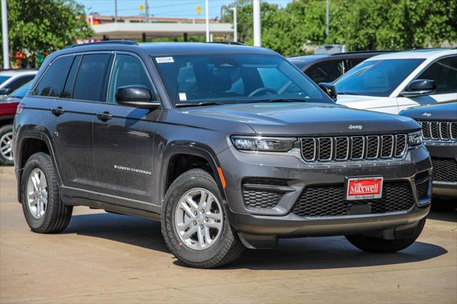2025 Jeep Grand Cherokee GRAND CHEROKEE LAREDO 4X2