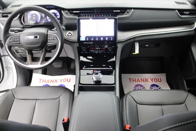 2025 Jeep Grand Cherokee GRAND CHEROKEE LIMITED 4X2