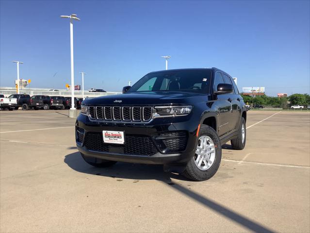 2025 Jeep Grand Cherokee GRAND CHEROKEE LAREDO 4X2
